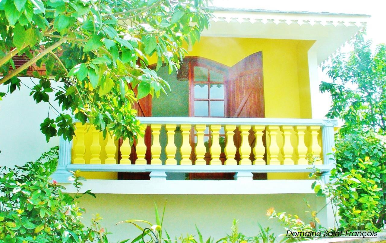 Domaine Saint Francois Hotel Exterior foto